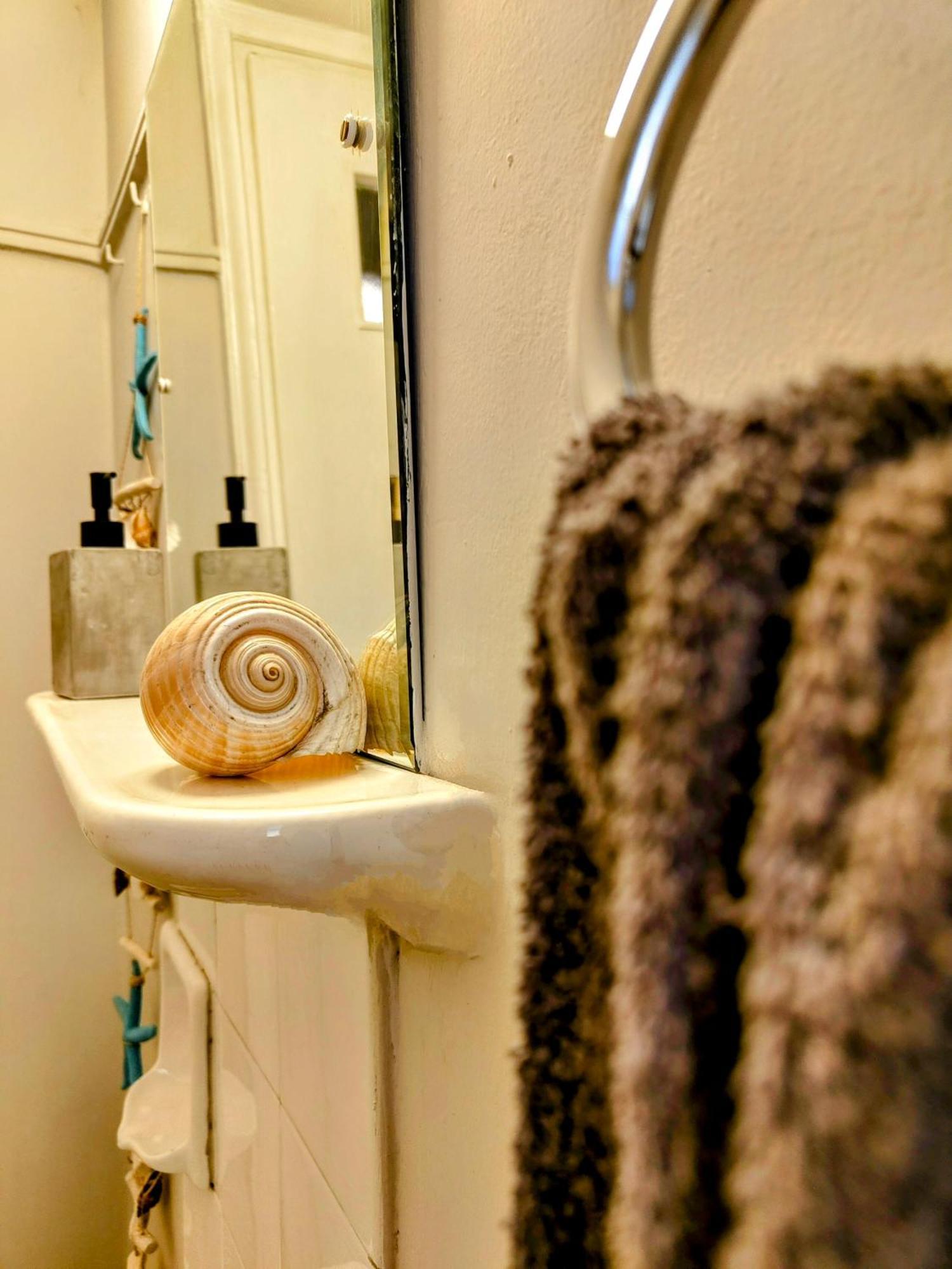 Apartment Grande Gregory 5' Metro Station *