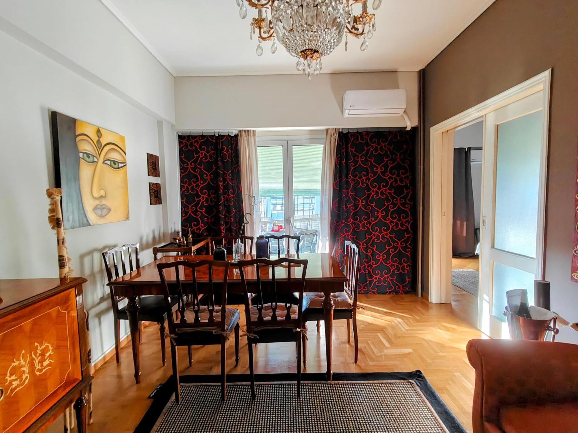 Grande Gregory 5' Metro Station Appartement *